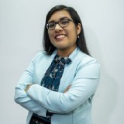 Estefany<br />
Tineo